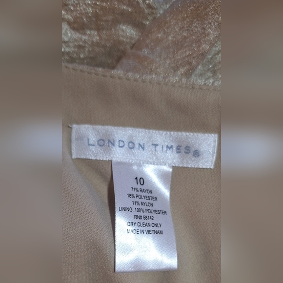 🍾NWT LONDON TIMES sleeveless midi dress. Size 10 - Picture 6 of 8